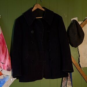 WW2 Navy Peacoat vtg. Good condition. Wool shell. corduroy pockets.